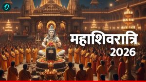 Mahashivratri 2026: क्या जलाभिषेक से पहले पीरियड्स आना अपशकुन है? क्या शिव हो जाते हैं नाराज? 