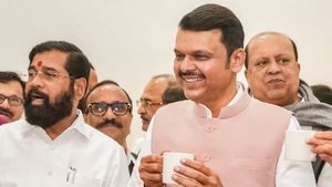 Navi Mumbai में शिंदे की शिवसेना को लगा 440 बोल्‍ट का झटका, भाजपा ने मेयर और डिप्‍टी मेयर पद पर जमाया कब्जा 