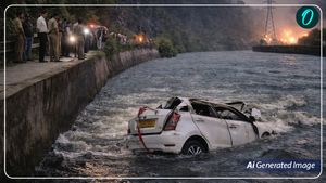 Roorkee News शादी समारोह से लौट रही कार अनियंत्रित होकर गंगनहर में गिरी, हादसे में दो की मौत 