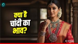 Uttar Pradesh Silver Rate Today: चांदी के रेट में भारी गिरावट, यूपी के 5 बड़े शहरों में क्या है ताजा भाव? 