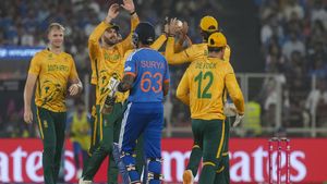 IND vs SA: टीम इंडिया के बल्लेबाजों ने डुबोई लुटिया, 12 मैचों बाद मिली शर्मनाक हार, WC से बाहर होने का खतरा? 