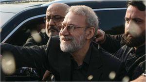 कौन हैं Ali Larijani? खामेनेई के करीबी के मारे जाने के दावे से हलचल! मौत के पहले कर चुका है कांड!