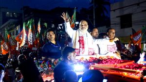गुवाहाटी में अमित शाह के रोड शो में उमड़ा जनसैलाब, गृह मंत्री ने किया दावा- असम में 90 सीटें जीतेगी BJP 