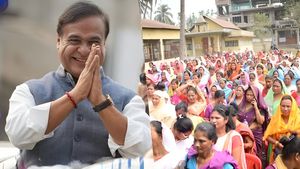 Assam Election से पहले 40 लाख महिलाओं के खाते में ₹9000 ट्रांसफर, क्या है ओरुनोदोई योजना? कैसे मिल रहा है लाभ