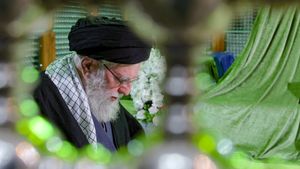 Khamenei Last Post Viral: मौत के बाद ईरान के सुप्रीम लीडर खामेनेई के आखिरी शब्द वायरल! क्या दिया पैगाम? 