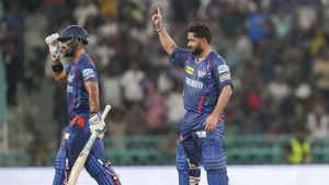 LSG IPL 2026 Schedule: लखनऊ के पास किस्मत बदलने का मौका? 2 मैच होंगे सबसे मुश्किल! चेक करें शेड्यूल
