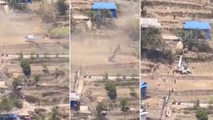 Nepal Helicopter Crash: अंतिम विदाई से पहले बड़ा हादसा! नेपाल के पहाड़ों में क्रैश हुआ शव ले जा रहा हेलीकॉप्टर