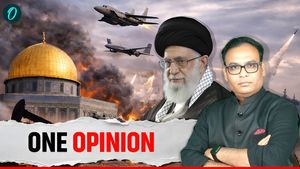 खामेनेई का खात्मा, लेकिन खेल जारी! ईरान पर हमले के पीछे क्या है अमेरिका की तेल रणनीति?