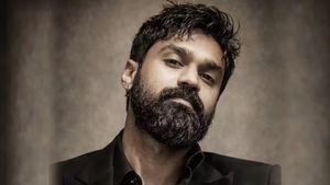 Arjun Reddy फेम एक्टर राहुल रामकृष्णा पर टूटा दुखों का पहाड़, 'पैराक्वाट' ने ले ली भाई जान, जानें कैसे हुई मौत