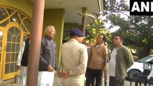 Samba Blast: पूर्व सरपंच के घर के सामने हुआ संदिग्ध ब्लास्ट, अलर्ट हुईं सुरक्षा एजेंसियां, देखें Video