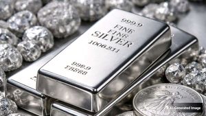 Silver Price: चांदी खरीदारों की लगी लॉटरी, कीमतों में आई बड़ी गिरावट, कितना हुआ 1 किलो सिल्वर का दाम?