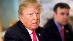 US-Israel-Iran War:क्या ईरान के हमलों से घबरा गए Trump? दुनिया के 4 सबसे ताकतवर देशों से मांगी मदद