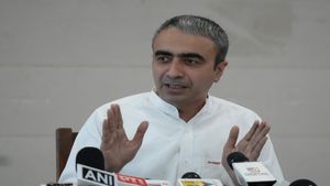 AAP का BJP पर गंभीर आरोप: गुजरात में बढ़ती लोकप्रियता से घबराकर इंस्टाग्राम पेज बंद कराया
