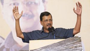 पंजाब के 'AAP' नेता पर तीन दिन में दूसरी ED रेड, केजरीवाल बोले- सत्ता के लिए PM मोदी की 'ओंछी राजनीति'