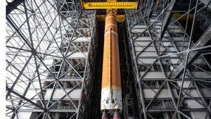 Artemis II Mission: 'छू लिया चांद', आर्टेमिस-2 मिशन सफल, कौन हैं वो 4 यात्री जिन्होंने रचा इतिहास?