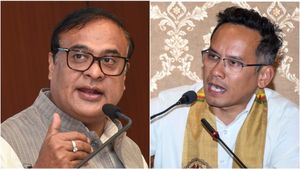 Assam Election 2026: कितनी सीट जीत रही BJP? CM के लिए पहली पसंद कौन? चुनाव से पहले आया बड़ा OPINION POLL
