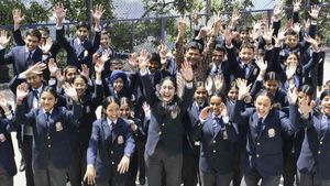 CBSE New Syllabus: सीबीएसई ने बदला 9वीं-12वीं का पूरा सिलेबस, क्या हुआ चेंज और अब कैसे होगी पढ़ाई?