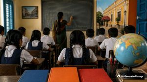पुडुचेरी में CBSE की नई नीति पर छिड़ा विवाद, अब हिंदी पढ़ना होगा जरूरी, किस क्लास से बदलेगा सिलेबस?