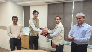 उभरती तकनीकों में नवाचार को बढ़ावा देने के लिए BECIL और C-DAC के बीच समझौता