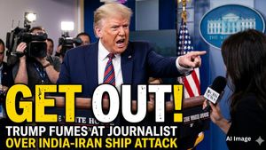 Iran Vs America War:  भारतीय जहाजों पर हुए हमले के सवाल पर भड़के ट्रंप, महिला पत्रकार को निकाला बाहर