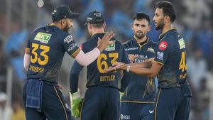 IPL 2026 के बीच बड़ा स्कैंडल? GT के खिलाड़ी पर लड़की का गंभीर आरोप, कहा- शारीरिक संबंध बनाकर छोड़ दिया 