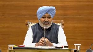 'बेअदबी रोकने का स्थायी समाधान,' सत्कार बिल पास होते ही AAP के मंत्री चीमा ने विपक्ष को घेरा