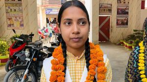 तंगहाली नहीं तोड़ पाई हौसला, किसान की बेटी ने रचा इतिहास, कशिश वर्मा की संघर्ष की कहानी सुन आप भी करेंगे सलाम