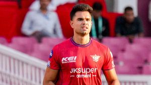 KKR vs LSG: क्या अर्जुन तेंदुलकर करेंगे आज लखनऊ के लिए डेब्यू? किन खिलाड़ियों को मिलेगी प्लेइंग 11 में जगह