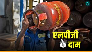 LPG Price Today: कमर्शियल सिलेंडर  पर सरकार ने दी बड़ी राहत, आज क्या है आपके शहर में एलपीजी का रेट? 