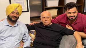  Pehchaan: बड़े पर्दे पर असल जीवन के 'धुरंधर' लेकर आ रहे हैं महेश भट्ट,  किसे मिलेगी 'पहचान'? 