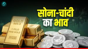 Mumbai Gold Silver Rate Today: चढ़ने के बाद फिर गिरे सोना-चांदी के भाव, मुंबई में कहां पहुंचा रेट?