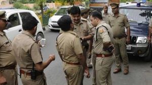  उत्तराखंड पुलिस ने बार में मौजूद अधिकारी से पूछताछ शुरू की