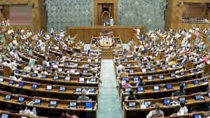 Women Reservation Amendment Bill: नारी शक्ति वंदन अधिनियम लोक सभा में बोलेंगे PM Modi, 33% आरक्षण पर होगी बहस