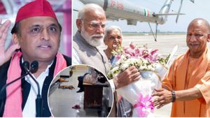 'क्योटो नहीं बना सके तो कुकुर मुक्त ही कर दीजिए', PM Modi के Varanasi दौरे से पहले CM योगी पर अखिलेश का तंज 