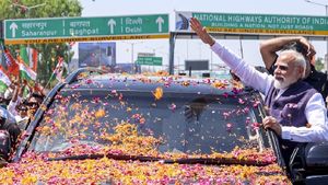 PM Modi Visit: 3 दिवसीय दौरे पर पीएम, सिक्किम से UP तक कौन-कौन सी  ₹15000 करोड़ की देंगे सौगात? जानें सबकुछ 