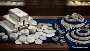 Silver Rate Today: चांदी एक झटके में  3,800 रुपये महंगी, दिल्ली से पटना तक अब ये है 100gm सिल्वर का रेट