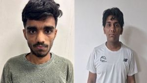UP News: धमाका करके पाकिस्तान भागने का था प्लान! ATS ने ISI के आतंकी तुषार-समीर को दबोचा, कौन था निशाने पर?