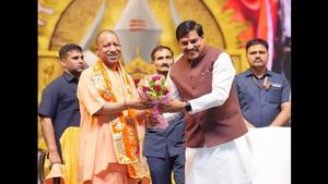 MP News: वाराणसी में सम्राट विक्रमादित्य के महानाट्य से गूंजा माहौल, दर्शकों ने देखा सुशासन और वीरता का अद्भुत दृश्य