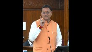 Uttarakhand News: महिला सशक्तिकरण पर राजनीति न हो: विधानसभा के विशेष सत्र में बोले मुख्यमंत्री पुष्कर सिंह धामी