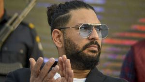 'मैंने पापा से कहा था ये ठीक नहीं है',  युवराज सिंह ने क्रिकेट के दो दिग्गजों से क्यों मांगी माफी?