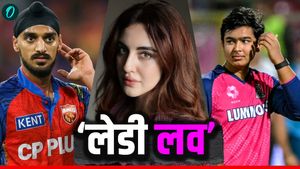 Arshdeep Singh की गर्लफ्रेंड ने की वैभव सूर्यवंशी से मुलाकात! IPL के बीच स्पेशल गिफ्ट देकर लूट ली महफिल? 