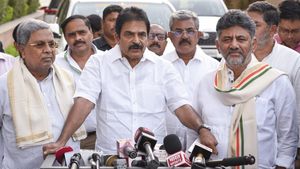 Siddaramaiah क्या Karnataka CM पद से इस्तीफा देने को राजी? हाई कमान ने क्या फैसला लिया?