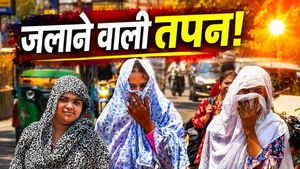 UP Aaj Ka Tapman: बांदा दूसरे दिन खौल रहा! Lucknow-Agra कितने ज्वलनशील? कहां-कहां Red Alert? 48 घंटे कैसा मौसम