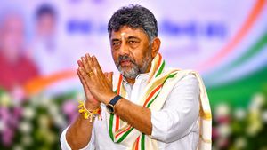 कितने पढ़े-लिखे हैं कर्नाटक के नए CM डीके शिवकुमार, कहां से ली कौन सी डिग्री? अब मिलेगी कितनी सैलरी?