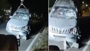 Gonda-Lucknow Highway Accident: गोंडा-लखनऊ हाईवे पर मौत बनकर आई SUV, 5 को रौंदा, कैसे हुआ हादसा?