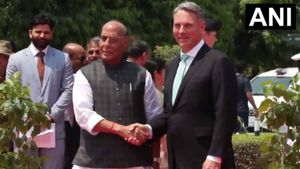 India Australia: इंडो-पैसिफिक में मचेगी खलबली! रक्षा मंत्री राजनाथ सिंह और ऑस्ट्रेलिया के बीच हुई बड़ी डील
