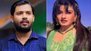 Khan Sir First Love: पत्नी नहीं, इस हसीना के प्यार में पागल हैं पटना के 'खान सर', नाम सुनते ही चेहरा हुआ लाल
