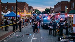 America:  Ohio के 'ओल्ड वेस्ट एंड फेस्टिवल' में गोलीबारी से मची भगदड़, 12 लोग घायल, 2 की हालत गंभीर