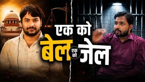 Roshan Anand: खान सर  को राहत  लेकिन रौशन आनंद की जमानत याचिका खारिज, भड़के छात्र बोले-'अब होगा आंदोलन'