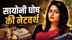Sayani Ghosh Networth: ममता दीदी से ज्यादा अमीर सायोनी की क्या है जाति? 17 साल की उम्र मेंं शुरू किया था करियर